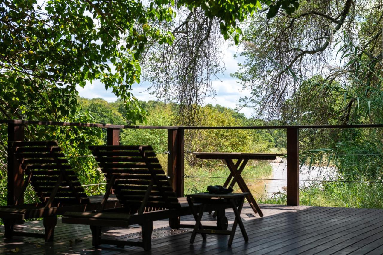 Bushriver Lodge Mica Exterior photo